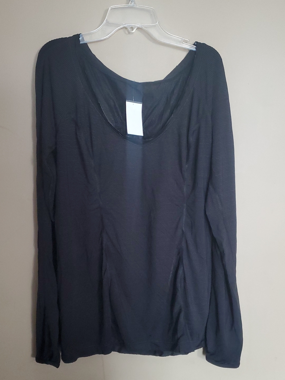 Lululemon 5 Mile Black Long-Sleeve Scoop Neck Top Size 8